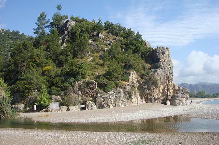 Antalya Olympos Örenyeri Likya Birliği Akdeniz Helenistik Dönem'de kurulan kent Olympos ateşi Servilius İsaurieus 