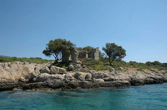 Muğla Marmaris Sedir Adası. Arkeolojik kalıntı antik şehir çamlı köyü jeolojik oluşum ege akdaniz nadir kum
