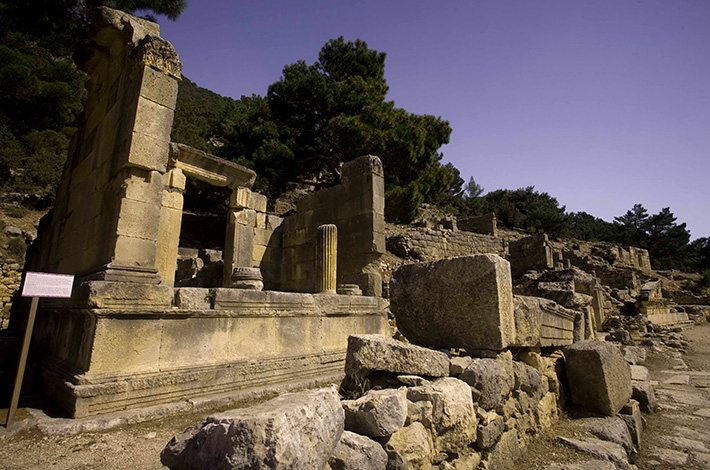 ANTALYA ARYKANDA ÖRENYERİ ingiliz arkeoloji enstütüsü çalışmları roma dönemi bronz sikke