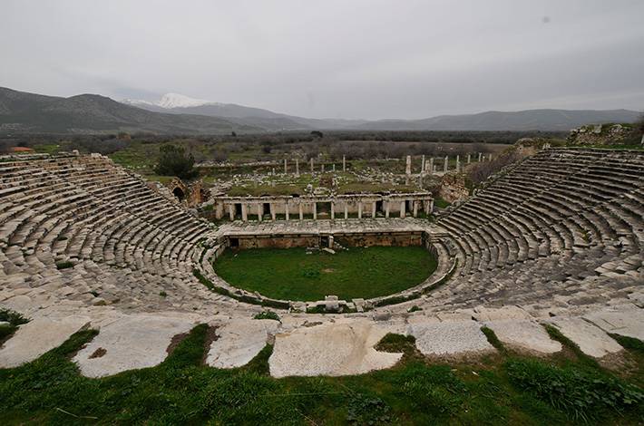 Aydın Afrodisias Müzesi Afrodisias Örenyeri  Aphrodite Tapınağı Geç Helenistik Dönemi Erken Bizans Dönemi Afrodisias Tiyatrosu  