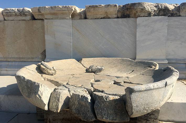 Denizli Laodikeia Örenyeri Pamukkale  II. Antiokhos Focas Dönemi Laodikeia Kilisesi Çiçero Erken Kalkolitik Dönem Kibyra Conventus 